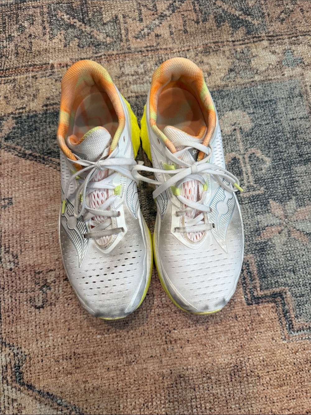 Saucony Endorphin Speed 4, size 10. Good condition. - Picture 4 of 7